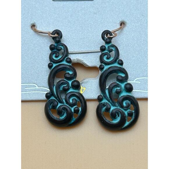 14” Teal and Black Scrollwork Necklace and Earring Set - Picture 3 of 4